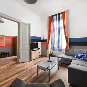 Karma Boutique Apartahotel