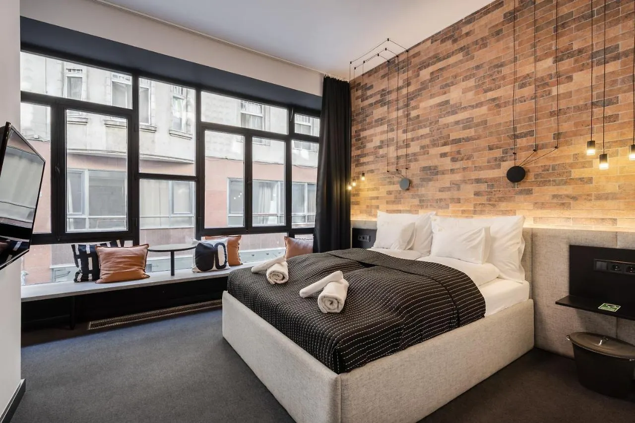 Vaci Boutique Loft Suites contacts
